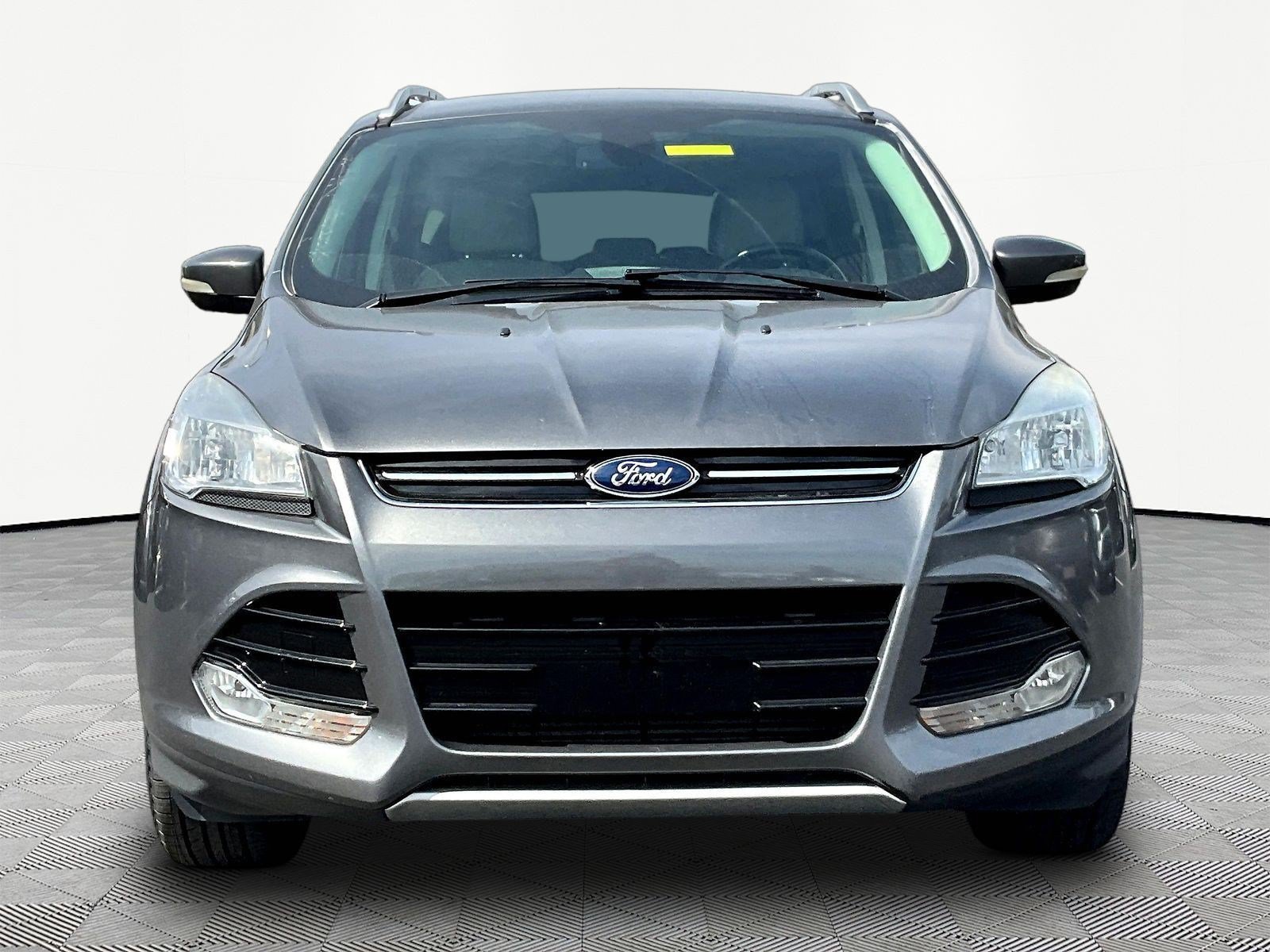 Used 2014 Ford Escape Titanium FWD image 2