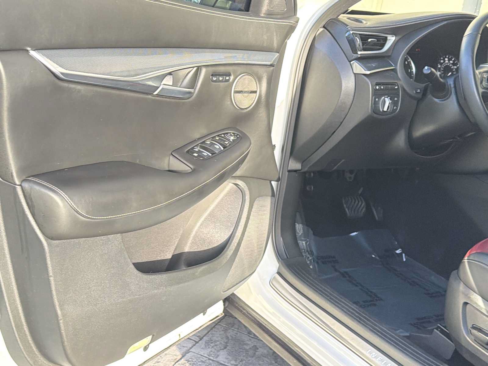 Used 2024 INFINITI QX50 Sport FWD image 21