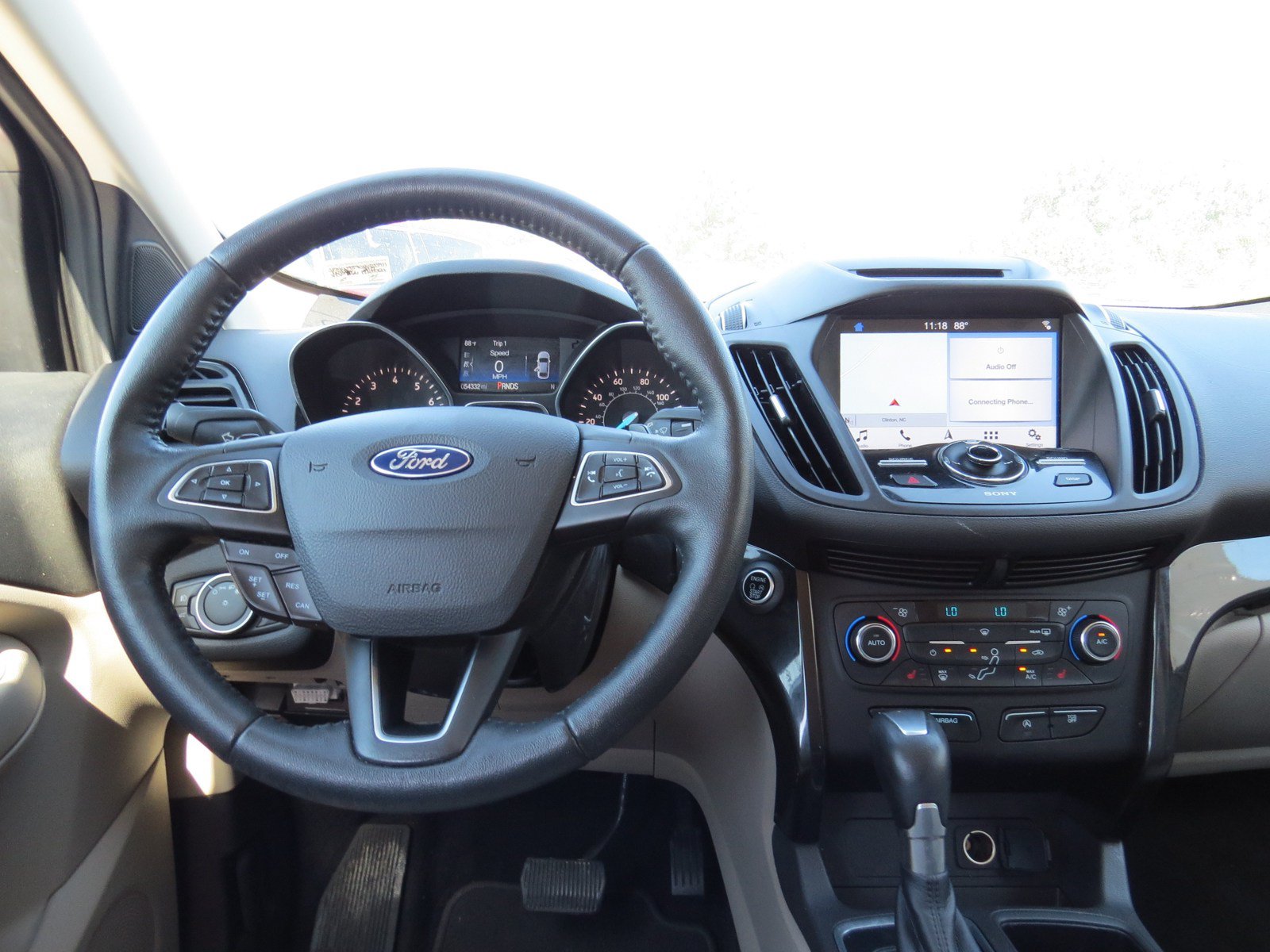 Used 2017 Ford Escape Titanium AWD/4WD image 15
