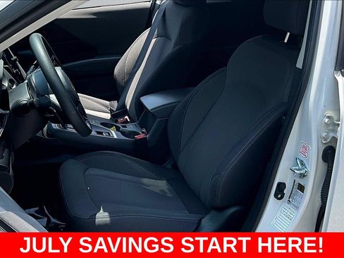 Used 2025 Subaru Crosstrek 2.5i Premium AWD/4WD image 22