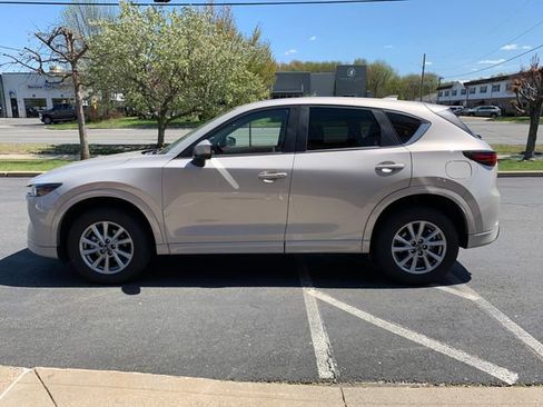 Used 2025 MAZDA CX-5 AWD 2.5 S w/ Preferred Package image 6