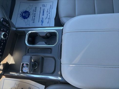 Used 2023 GMC Sierra 1500 SLT w/ SLT Premium Package image 24