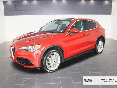 Used 2018 Alfa Romeo Stelvio Ti w/ Convenience Package image 1