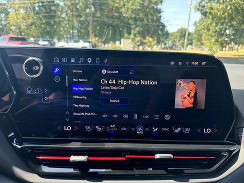 Used 2026 Chevrolet Silverado EV Trail Boss AWD/4WD image 19