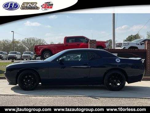 Used 2016 Dodge Challenger R/T Plus RWD image 4