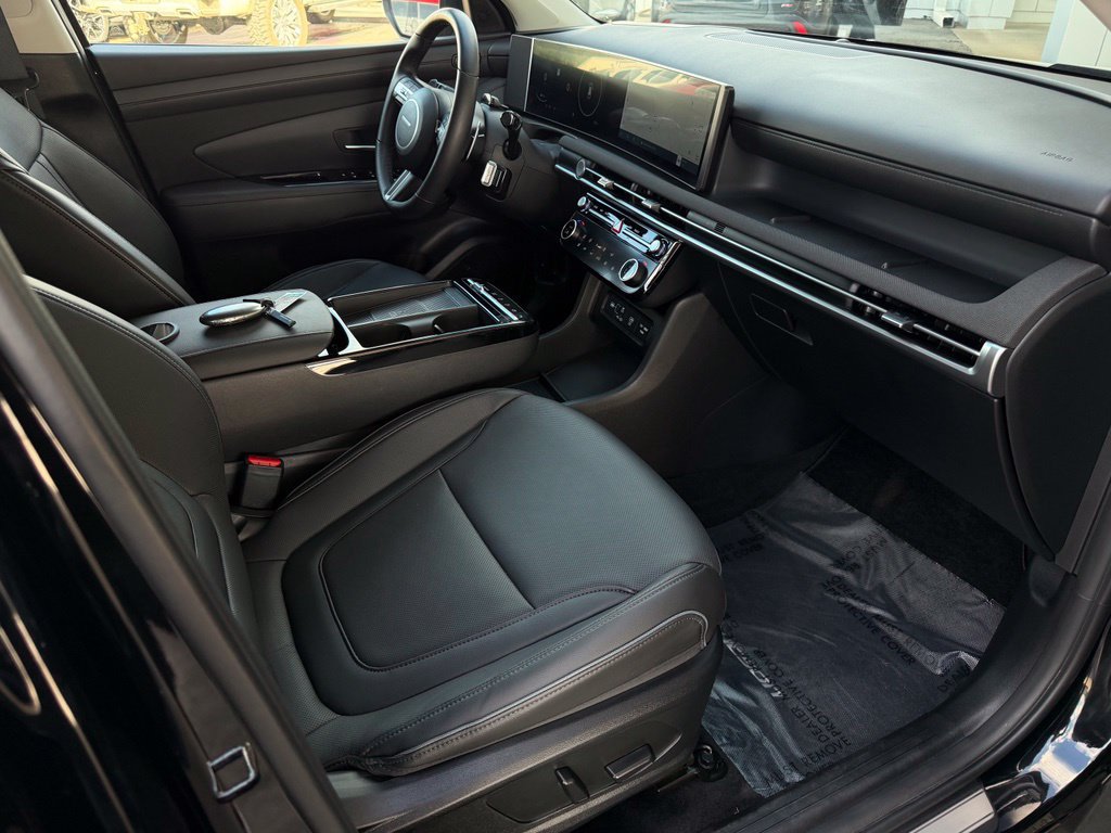 Used 2026 Hyundai Tucson Limited FWD image 19