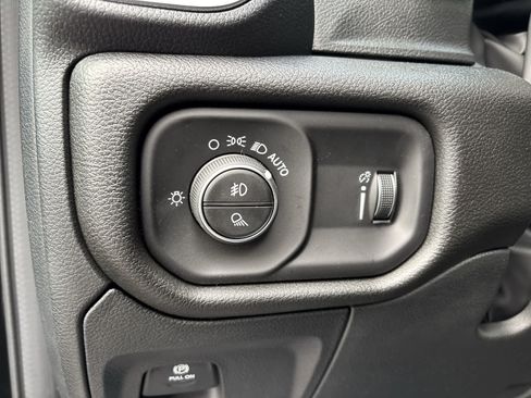 New 2026 RAM 1500 Express AWD/4WD image 10