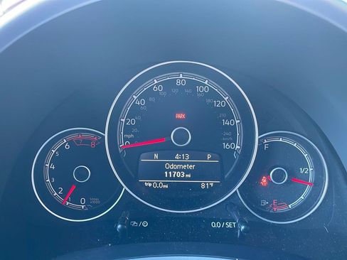 Used 2019 Volkswagen Beetle 2.0T SE w/ SE Premium Package FWD image 2
