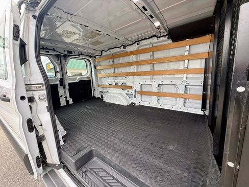 Used 2021 Ford Transit 250 Low Roof w/ Exterior Upgrade Package RWD image 31