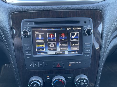Used 2016 Chevrolet Traverse LT w/ Style and Technology Package AWD/4WD image 12