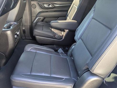 Used 2021 GMC Yukon Denali w/ Denali Ultimate Package image 18