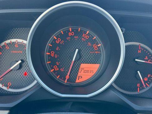 Used 2010 Toyota 4Runner SR5 image 26