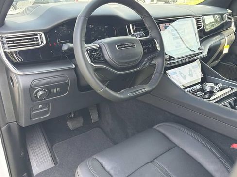 New 2026 Jeep Grand Wagoneer Summit AWD/4WD image 25