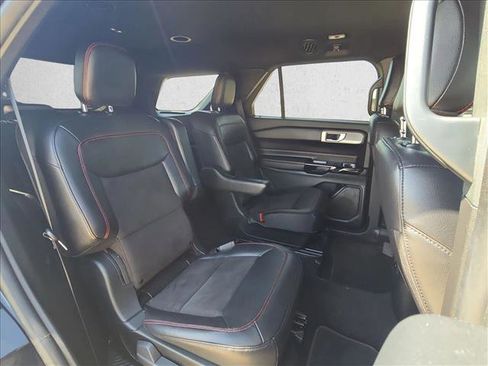 Used 2023 Ford Explorer ST-Line w/ Class IV Trailer Tow Package image 21