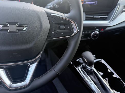 New 2026 Chevrolet Trax ACTIV w/ Sunroof Package image 24