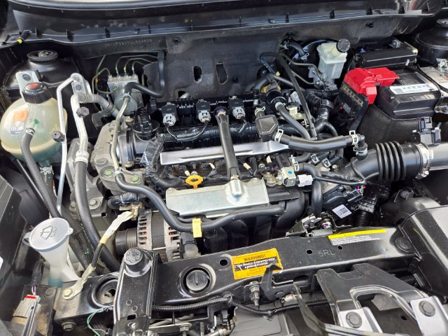 Used 2020 Nissan Kicks S FWD image 21
