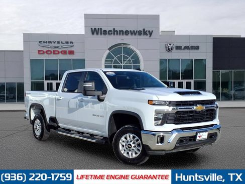 Used 2025 Chevrolet Silverado 2500 LT w/ Convenience Package AWD/4WD image 1