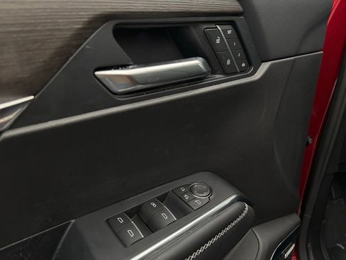 New 2026 GMC Acadia Denali w/ Super Cruise Package image 21