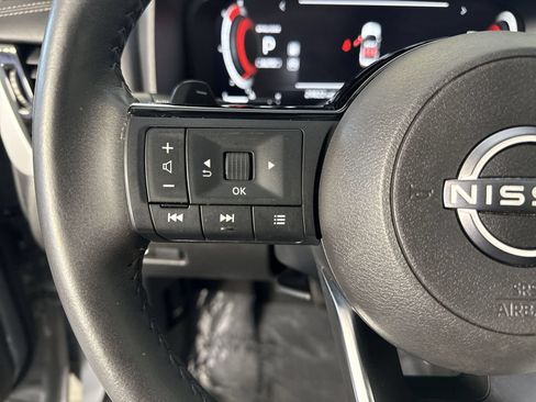 Used 2024 Nissan Rogue SL w/ SL Premium Package AWD/4WD image 13