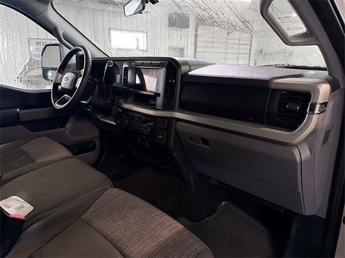 Used 2024 Ford F350 XLT image 12