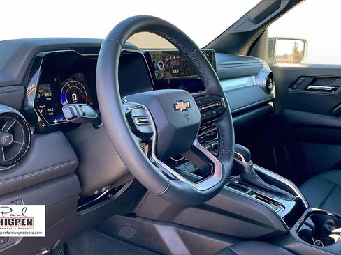 Used 2024 Chevrolet Colorado LT w/ LT Convenience Package III image 13