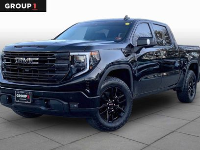 Used 2026 GMC Sierra 1500 Elevation w/ Elevation Premium Package