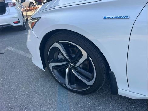 Used 2022 Honda Accord Sport image 6