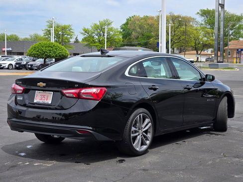 Used 2024 Chevrolet Malibu LT image 11