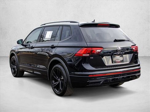 Used 2024 Volkswagen Tiguan SE R-Line image 7