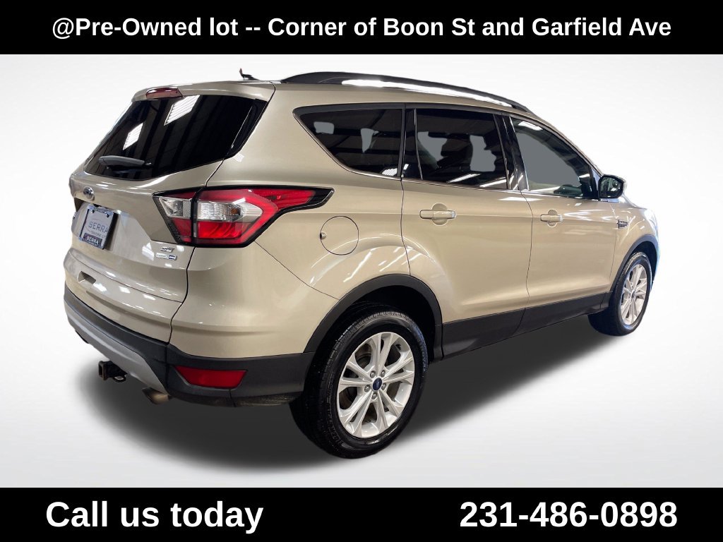 Used 2018 Ford Escape SE AWD/4WD image 5