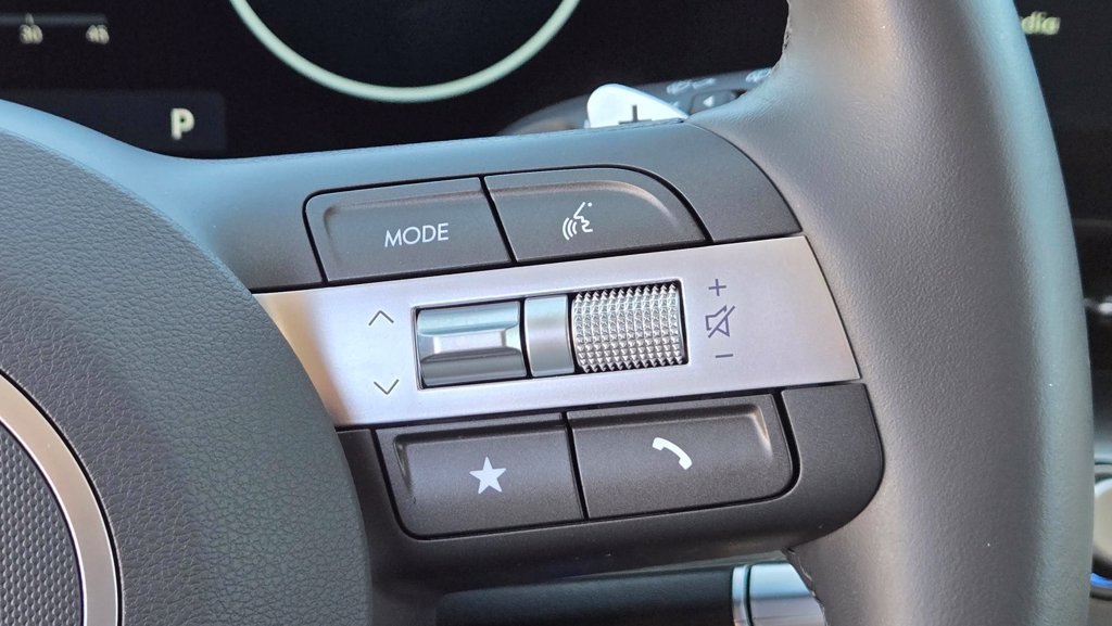 Used 2026 Hyundai Kona SEL Premium FWD image 19