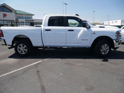 Used 2025 RAM 2500 Big Horn AWD/4WD image 21