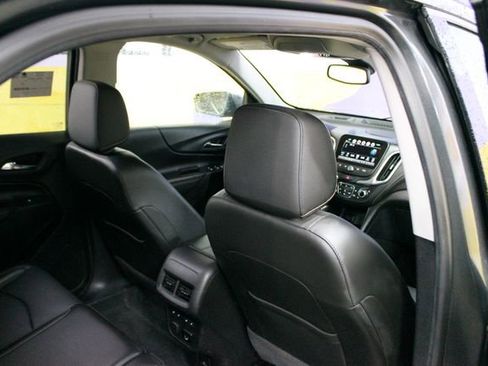 Used 2018 Chevrolet Equinox Premier AWD/4WD image 10