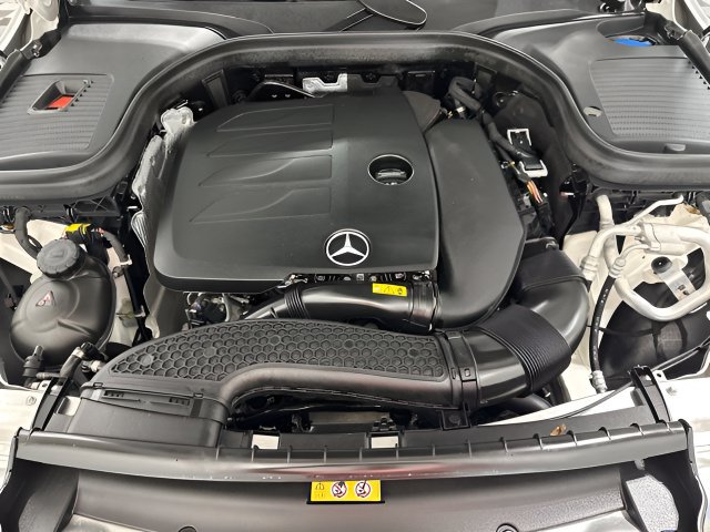 Certified 2022 Mercedes-Benz GLC 300 4MATIC image 9