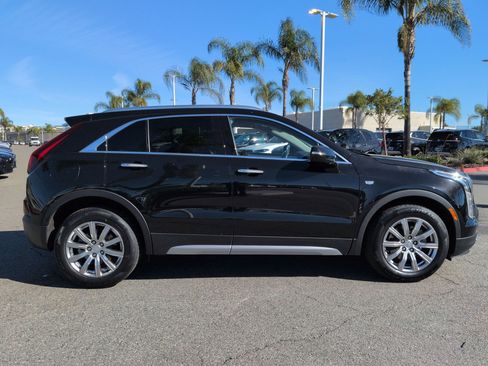 Used 2023 Cadillac XT4 Premium Luxury image 11