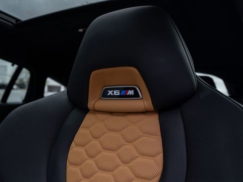 Used 2022 BMW X6 M w/ Competition Package image 31