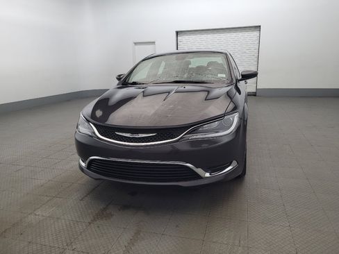 Used 2016 Chrysler 200 Limited w/ Convenience Group FWD image 15