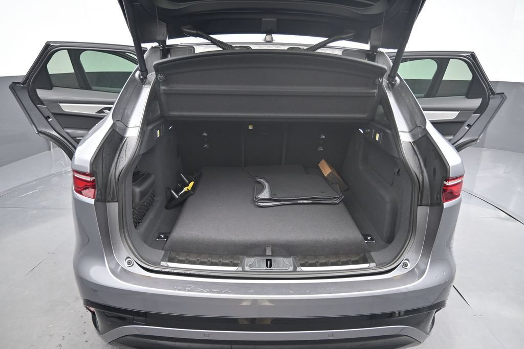 New 2026 Jaguar F-PACE R-Dynamic S AWD/4WD image 15