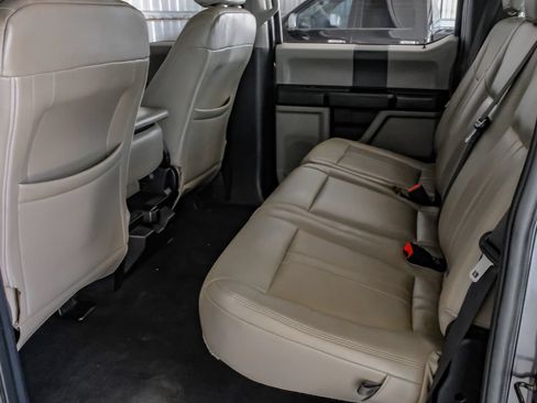 Used 2020 Ford F250 XL w/ STX Appearance Package AWD/4WD image 36