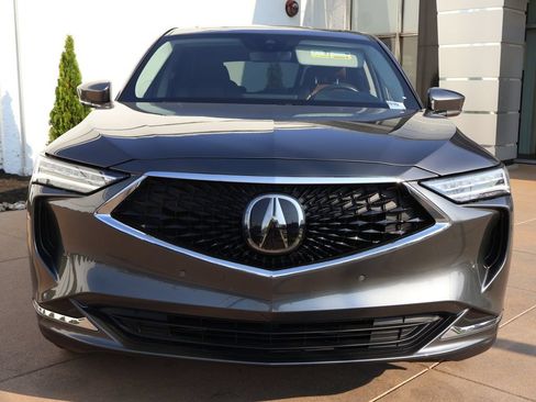 Used 2024 Acura MDX SH-AWD w/ Technology Package image 2