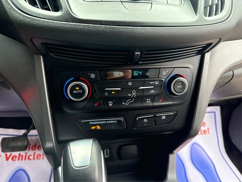 Used 2018 Ford Escape SEL AWD/4WD image 16