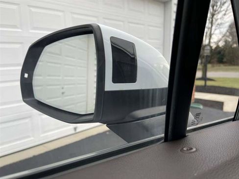 Used 2019 Audi Q7 2.0T Premium Plus w/ Premium Plus Package image 75