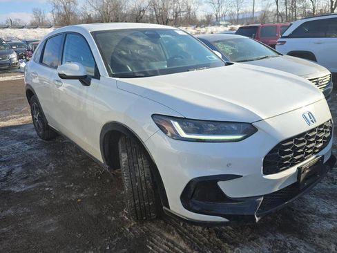 Used 2023 Honda HR-V EX-L image 3