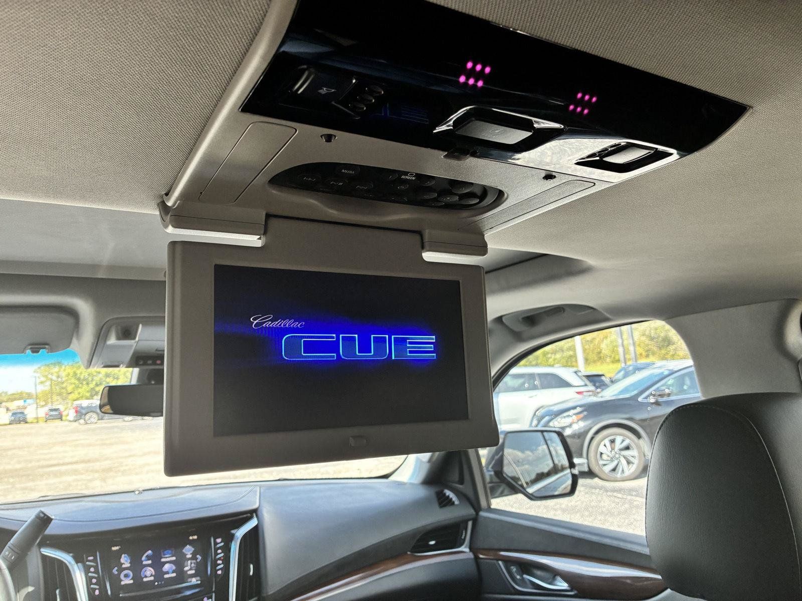 Used 2017 Cadillac Escalade Premium Luxury AWD/4WD image 13