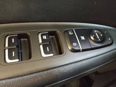 Used 2017 Kia Optima LX image 27