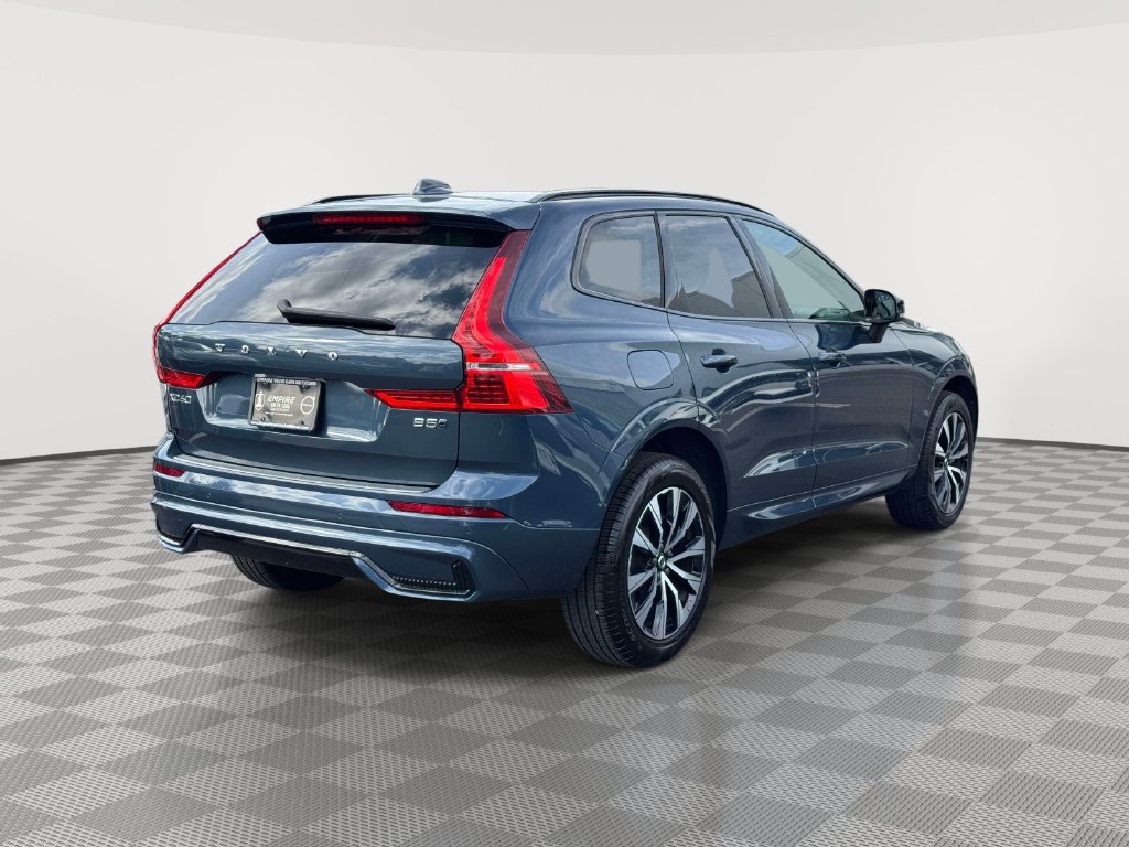 Certified 2024 Volvo XC60 B5 Core w/ Protection Package Premier AWD/4WD image 4