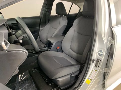 Used 2022 Toyota Corolla LE FWD image 21
