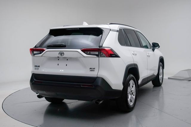 Used 2019 Toyota RAV4 XLE w/ Carpet Mat Package AWD/4WD image 5