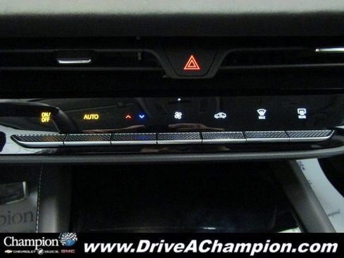 Certified 2025 Buick Envision Sport Touring image 31