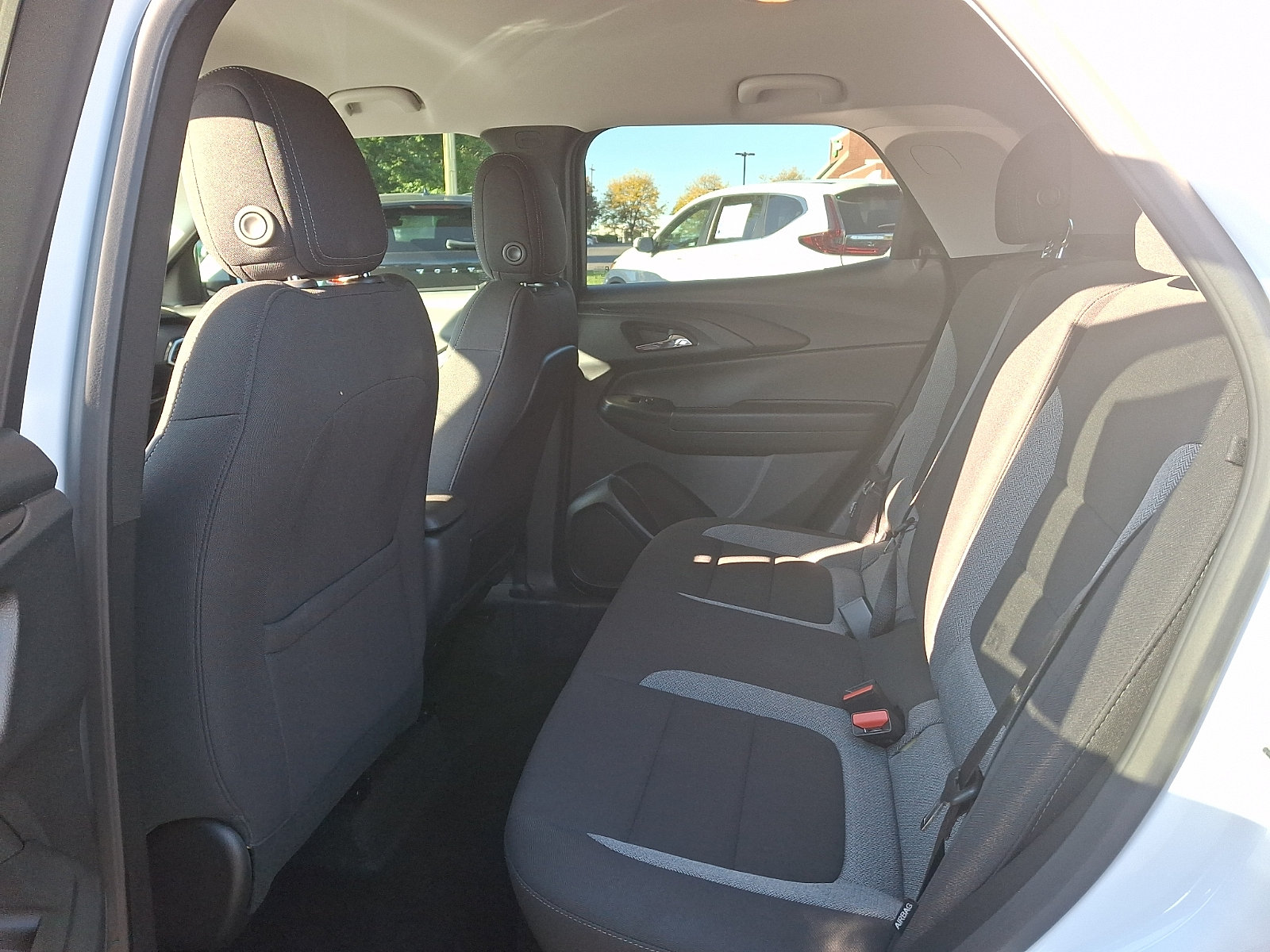 Used 2023 Chevrolet TrailBlazer LT w/ Convenience Package FWD image 10